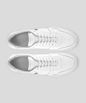 Urban Tennis Shoes: White