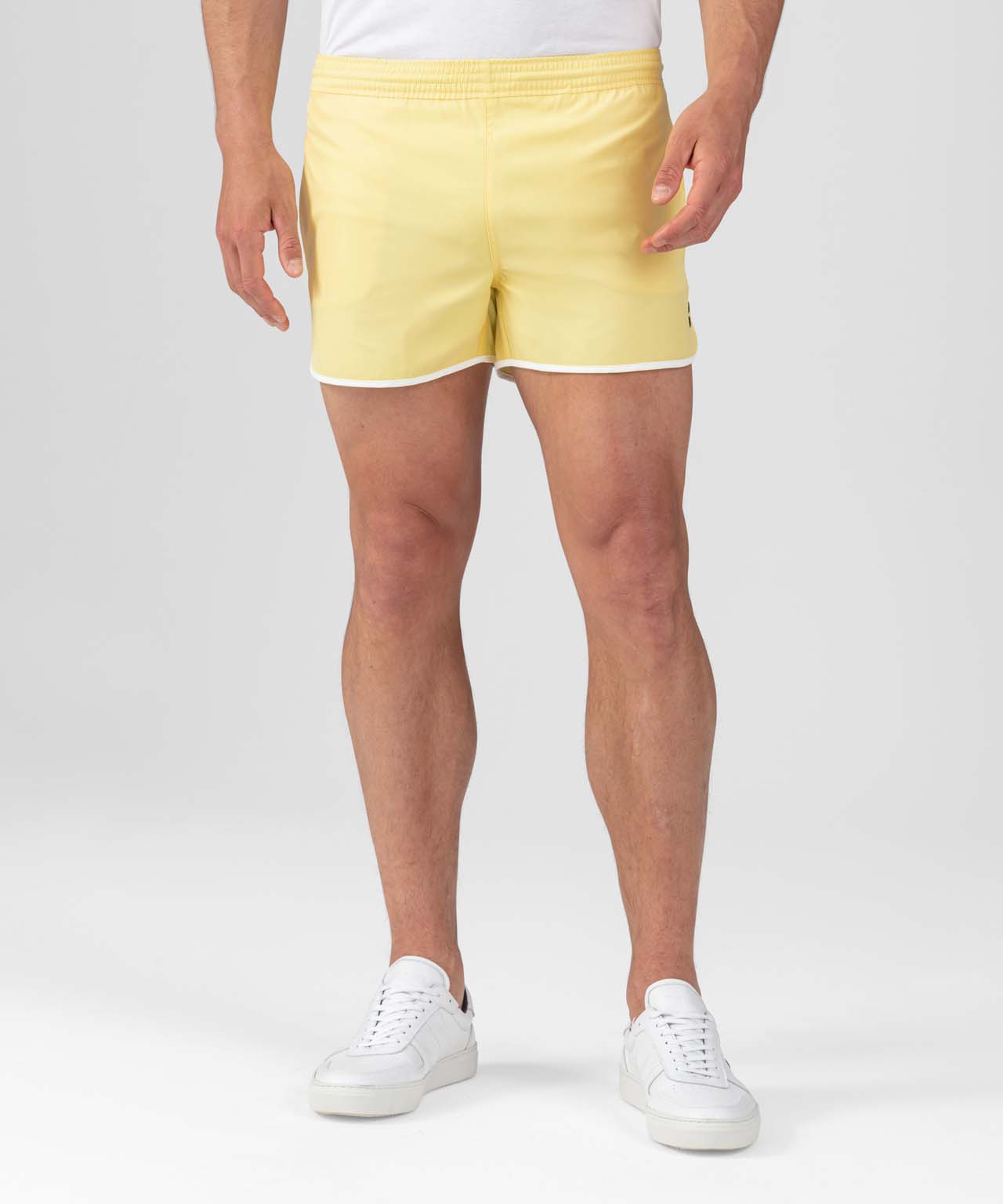 Marathon Exerciser Shorts: Scandi Yellow