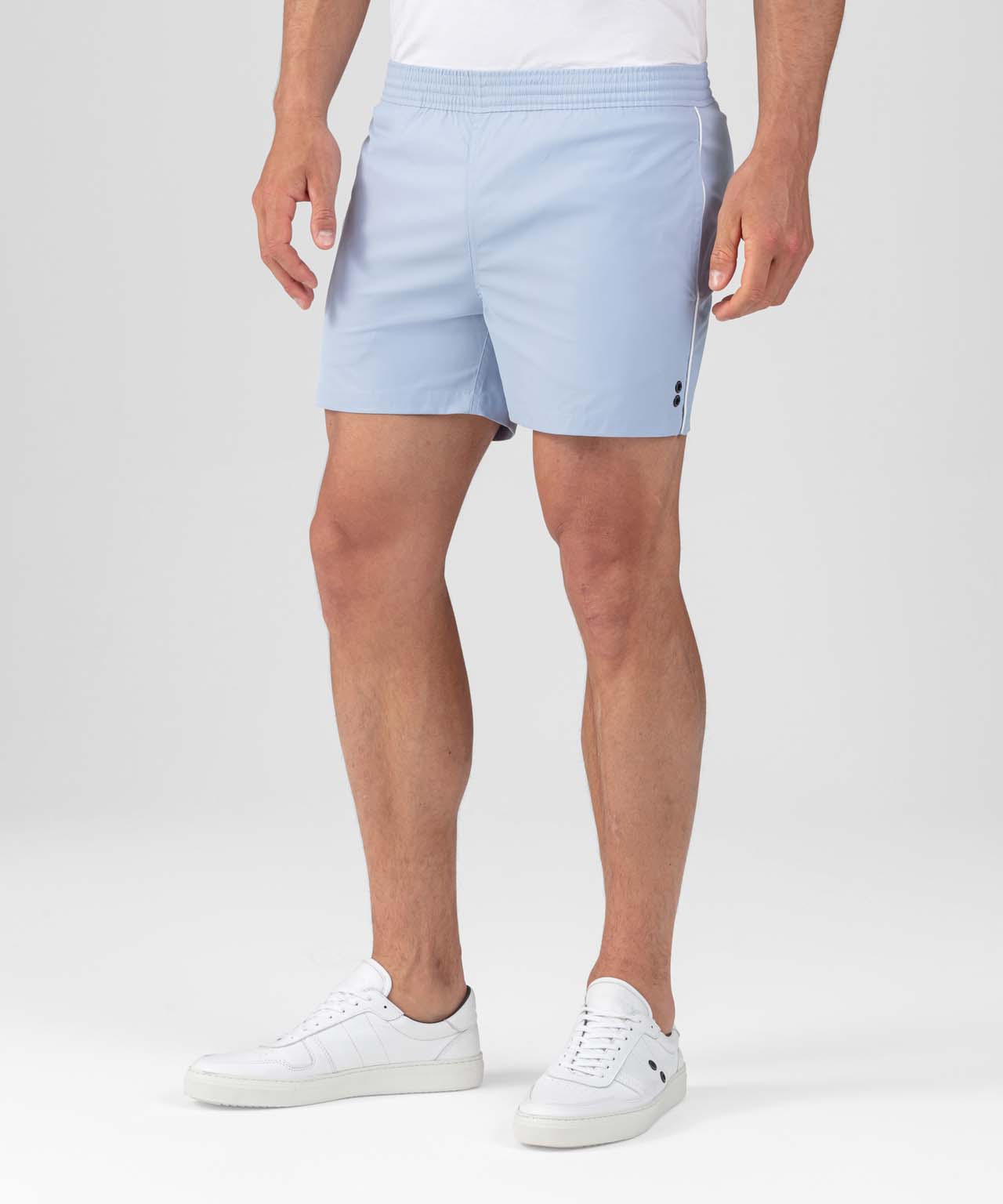 Exerciser Shorts w. Piping: Cloudy Bay