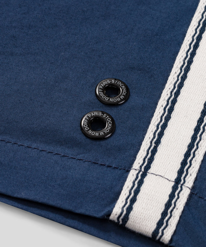 Light Sports Shorts w. Side Stripes: Deep Blue