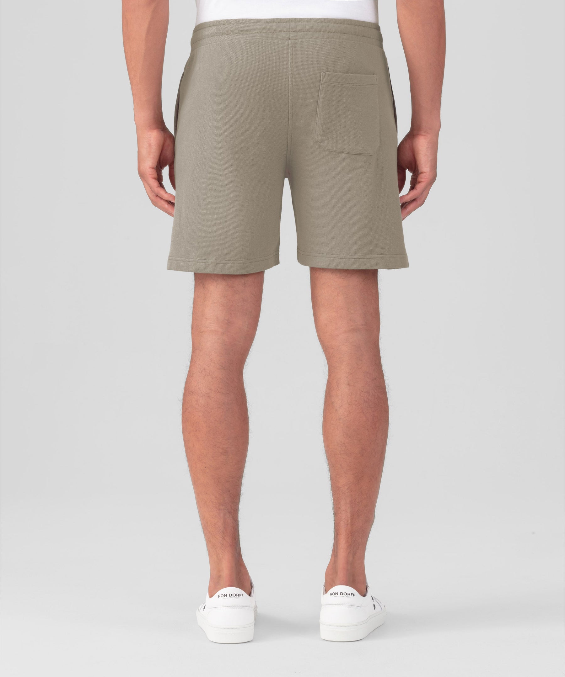 Cotton Piqué Jogging Shorts w. Piping: Dusty Beige