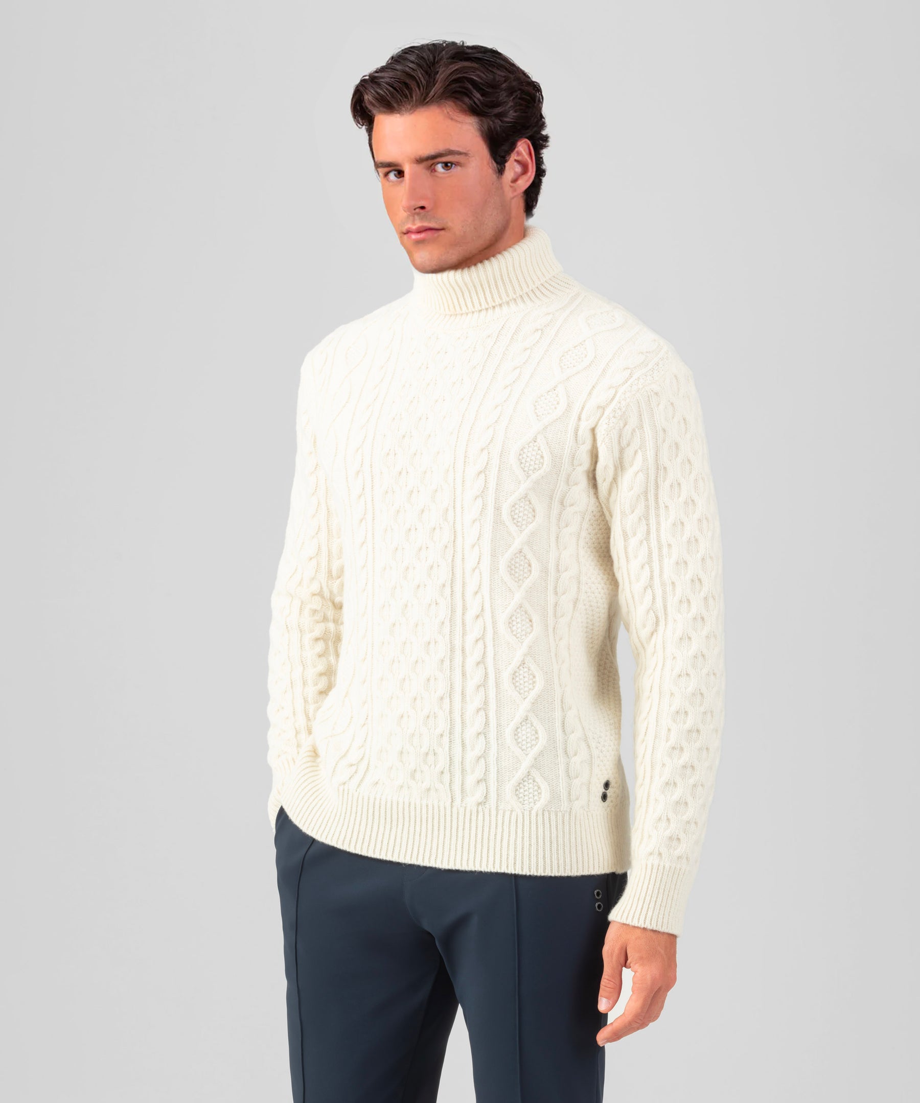 Wool Cashmere Telemark Sweater Turtle Neck: Off White