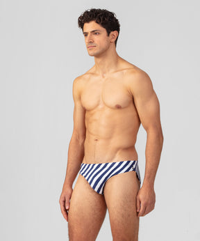 Slim Swim Briefs w. Diagonal Stripes: Navy/White