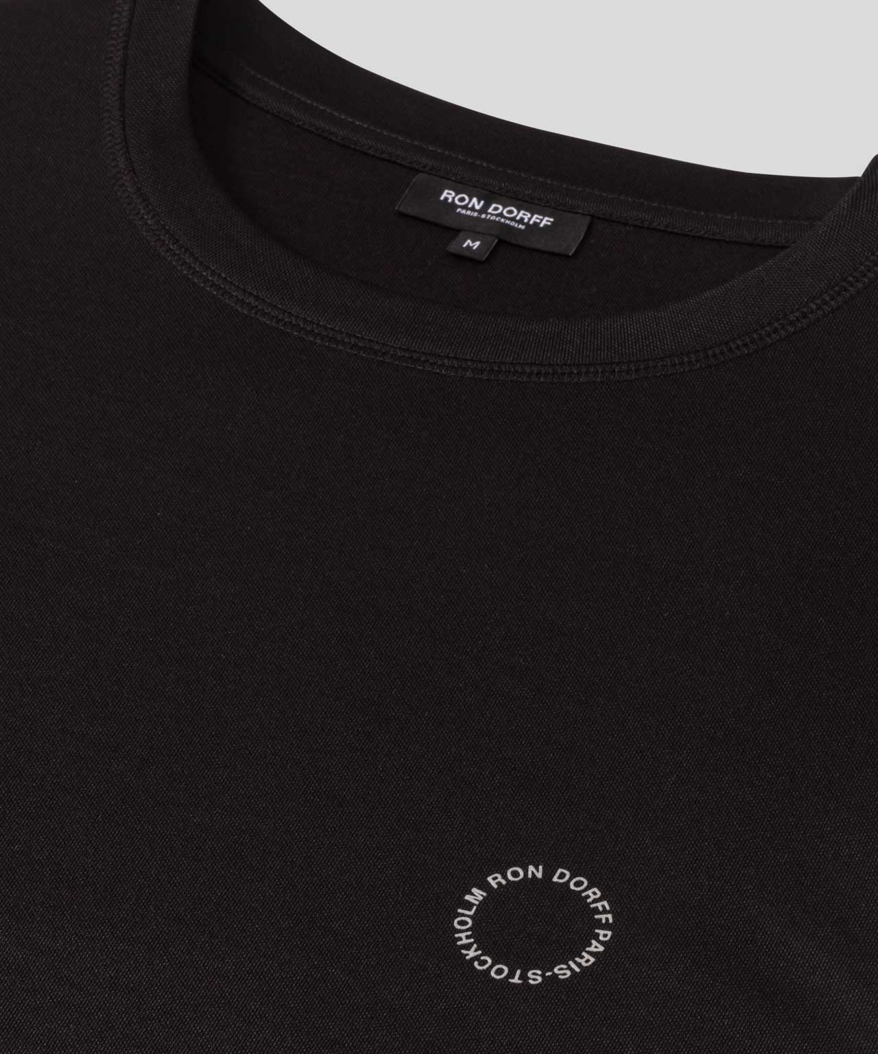 Sports Long-Sleeved T-Shirt w. Reflective Piping: Black