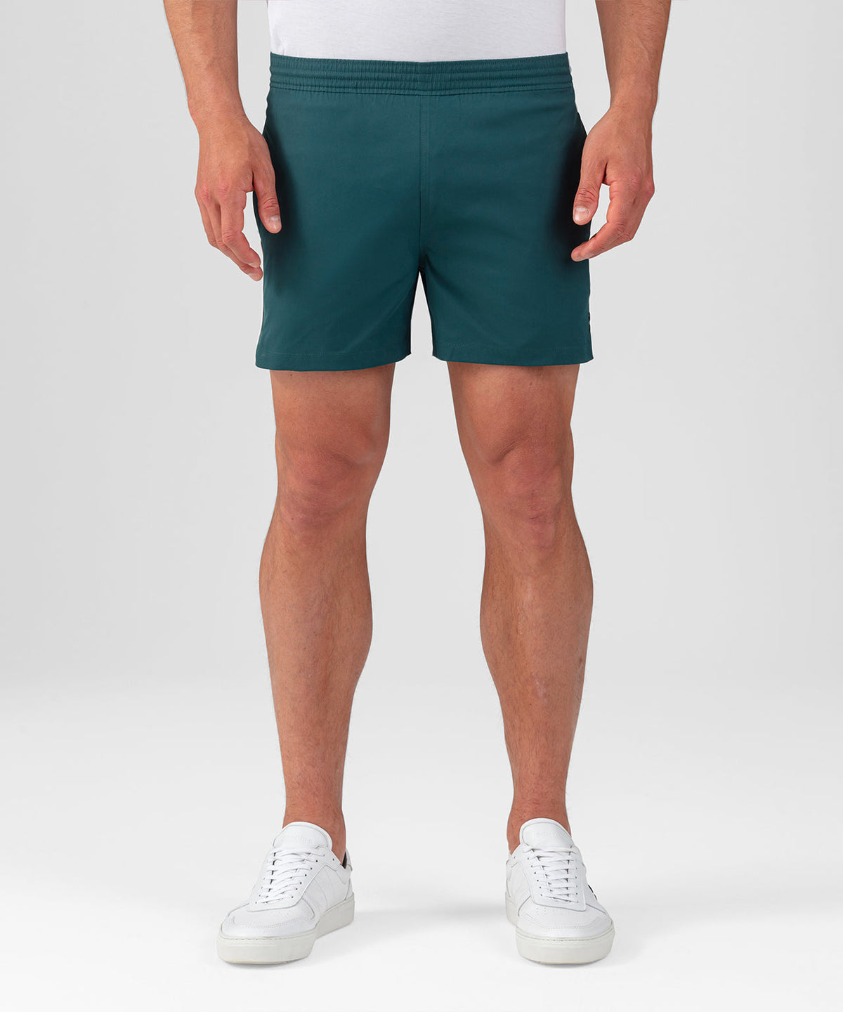 Exerciser Shorts w. Piping: Green Night