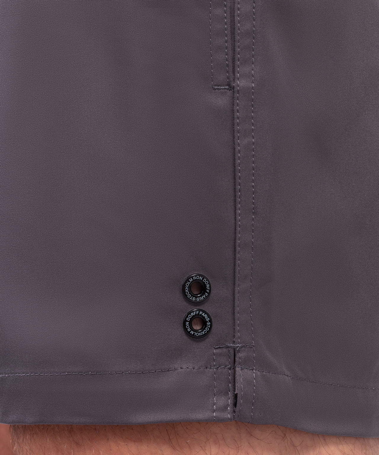 Exerciser Shorts: Cloud Grey